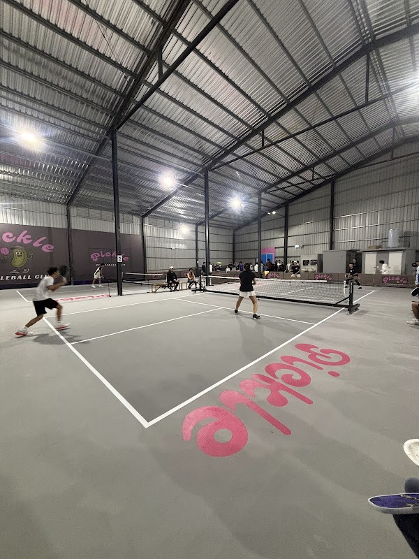 Pickle Pickleball Club